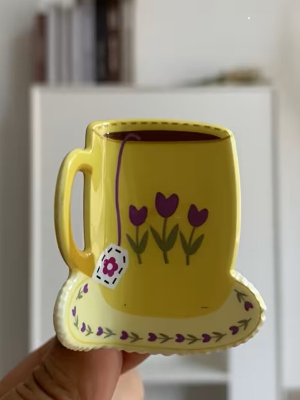 Tea Cup Hair Claw Clip - Picture 2 of 3